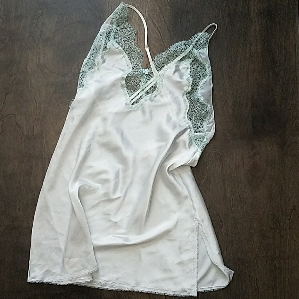 VS Chantilly Lace Bridal Babydoll Slip